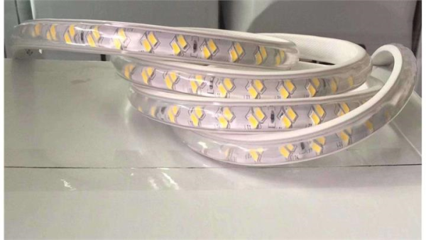 ریسه شلنگی دو لاین (220V-LED96) چهار حالته برند BLN