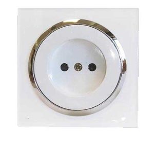 کلید و پریز آوا پلکسی سفید زه نقره ای/پریز برق محافظ دار(مکانیزم+قاب+زه نقره ای)